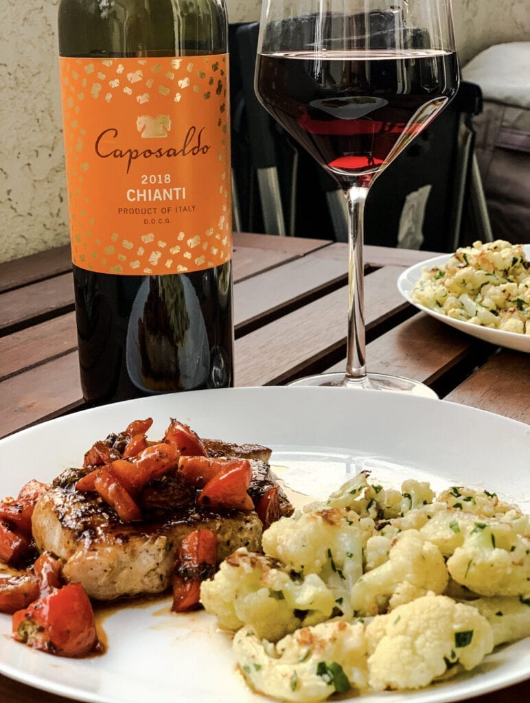 Caposaldo Chianti DOCG, Italian wine, red wine bottle, Tuscan food