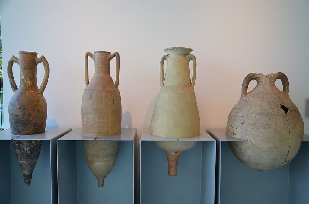 Ancient Roman wine amphorae Museum_het_Valkhof,_Nijmegen_(Netherlands)_(9567137483)