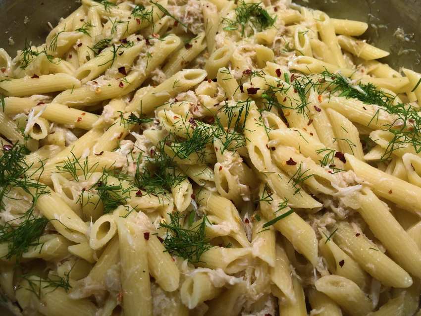 Penne with crab and fennel