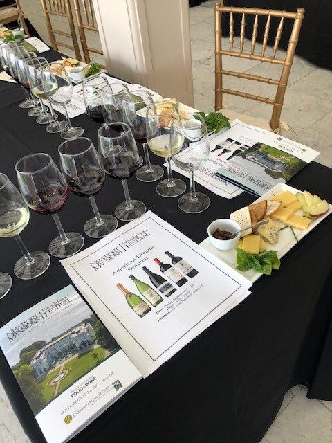 Newport Seminar with wines and cheeses